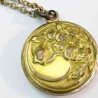 Art Nouveau Floral Locket Pendant with Engraved Initial “G” and Chain