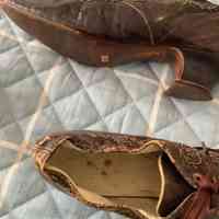 Victorian Women's Lace Up Dress Shoes - Image 2