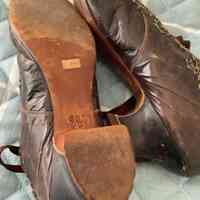 Victorian Women's Lace Up Dress Shoes - Image 5