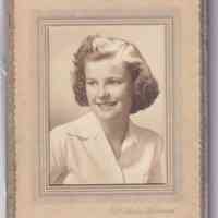 Young Woman with Soft Curled Bob — Hill Studio Portrait