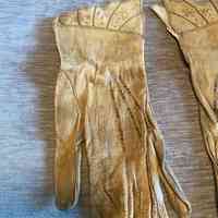 Women's Dress Gloves - Image 3