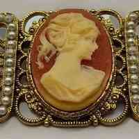Victorian cameo brooch