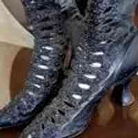 Women's Buttoned Ankle Boots (Decorated) - Image 2