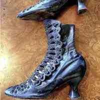 Women's Buttoned Ankle Boots (Decorated)