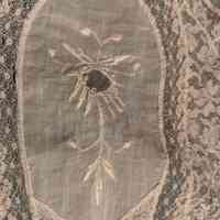 Edwardian Handmade Lace & Embroidered Linen Table Centerpiece - Image 4