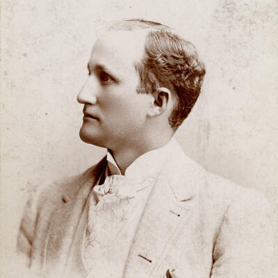 Cabinet Card, Gordon Lee
