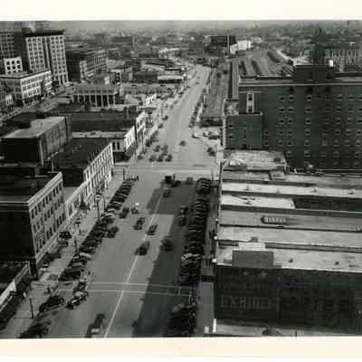 2022.057.046: Black and white photograph of Broad Street