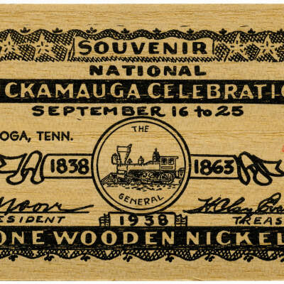 2020.124.001 C Recto: "The General" wooden nickel souvenir cash from the National Chickamauga Celebration