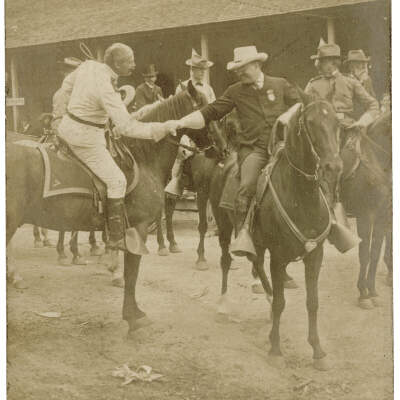 President Roosevelt greeting Lieut. Colonel Edgerly of the 7th U. S. Calvary