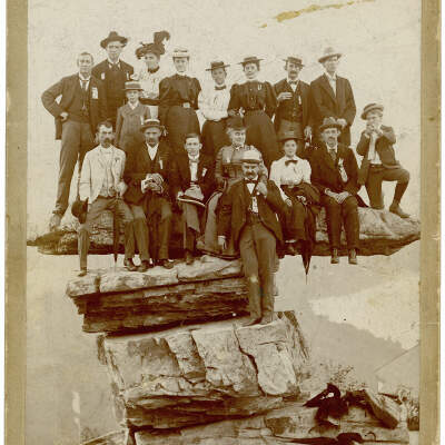 Group Photograph, Umbrella Rock, Hardie Bros