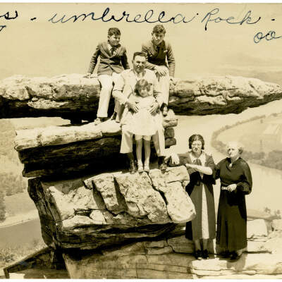 Umbrella Rock, Dembo's