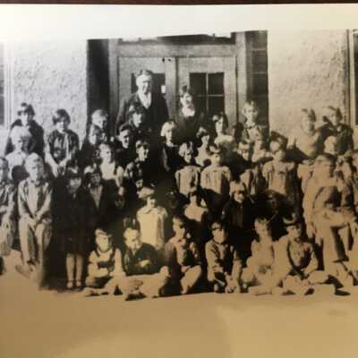Edgar Mineer's and class 1926-1929