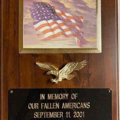 Plaque in memory of our fallen soldiers sept 11 2001