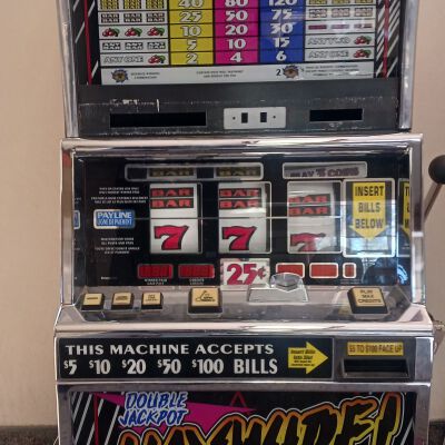 Li Scot Quarter Slot Machine