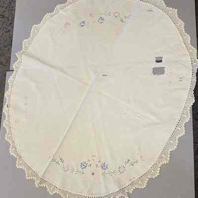 Small Decorative Table Cloth