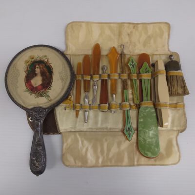 Ladies Travelling kit and mirror