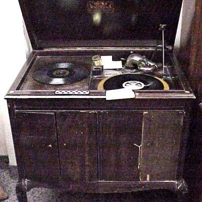Phonograph