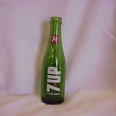 7-UP Bottle 7 ounce