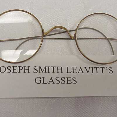 Eyeglasses