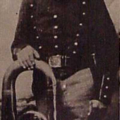 Warren Hardy