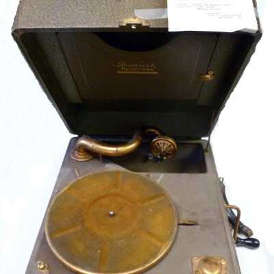 Phonograph