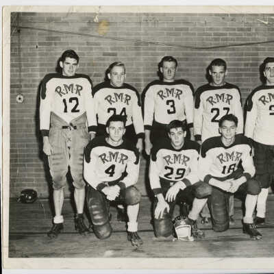 The Royal Montreal Regiment Football Team