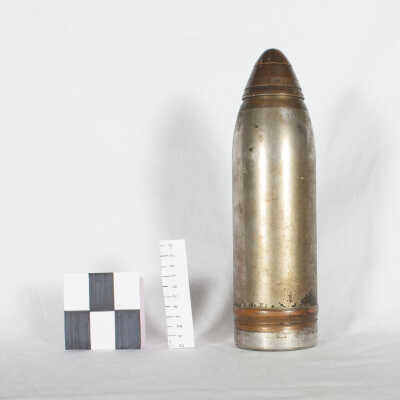 18 Pounder Shell