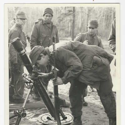Weapon Familiarization on 81mm Mortars
