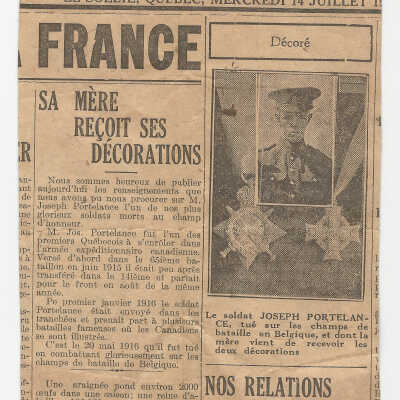Sa Mère Recoit les Décorations