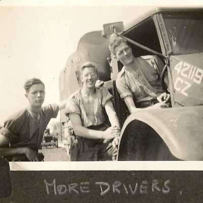 Drivers of the 32nd Reconnaissance Regiment (RMR)