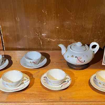 Child's tea set of Bertha May, late 1870s, early 1880s