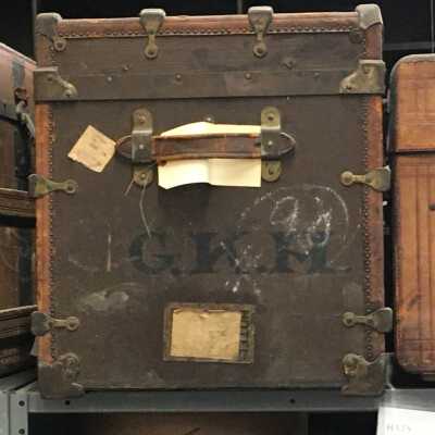 Traveling trunk by Likly of the Oliver Haslett family, c. 1912-1915