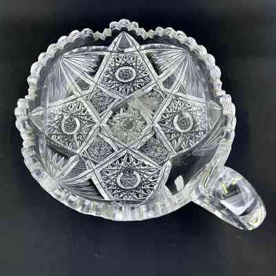 Cut crystal serving dish of the Johns family, c. early 1900s