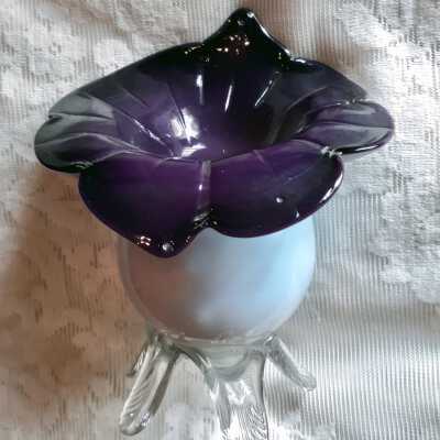 Pulpit cased glass vase of opaque white glass of the Hunt family, c. 1890s