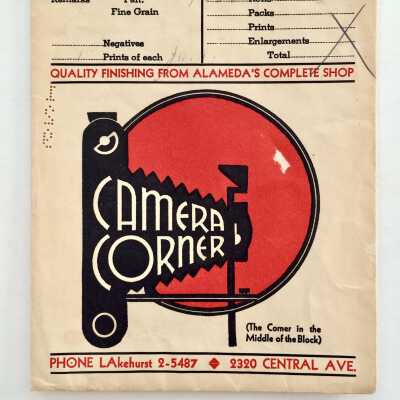 Advertising photo envelope for the Camera Corner, prior to 1970