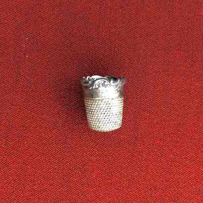 Silver thimble of the the Macdonald family, c. 1900