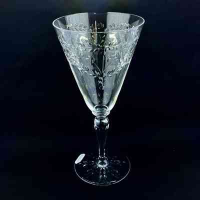 Goblets with stylized flowers of the Meyers family, c. 1920s
