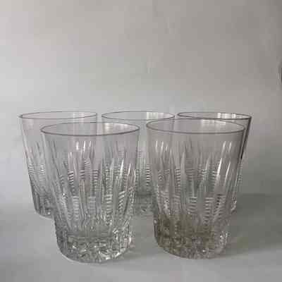 Crystal cut tumblers in zipper pattern of the Macdonald family, 1890s or early 1900s.