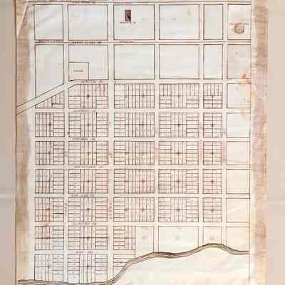 Subdivision map of the area between Paru / Chestnut/Bay/ Central, c. 1880s.