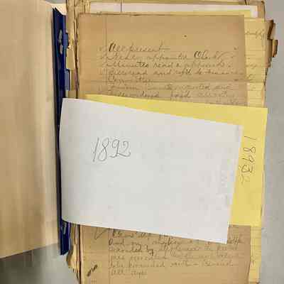 Minutes of meetings of the Board of Trustees, 1892