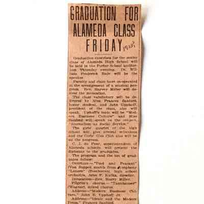 Clipping about graduation Alameda High School, 1923