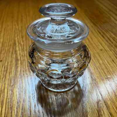 Glass salve jar with stopper of the Toye family, c. 1850-1870s