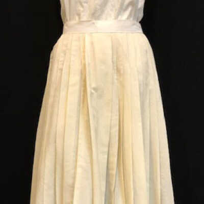 Embossed White Cotton Skirt, c. 1910