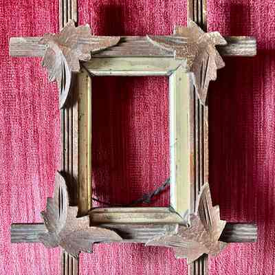 Stick style picture frame with leaves at corners, c. 1870s