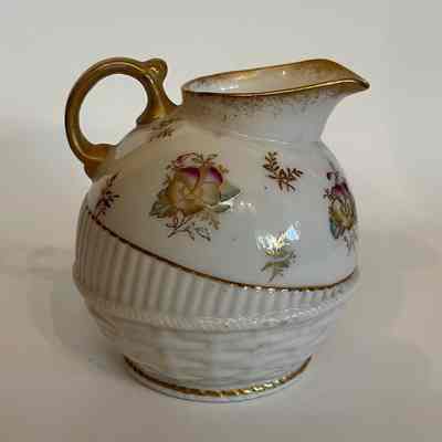 Belleek & Willets porcelain creamer & sugar bowl of Anne Macdonald, c. 1899