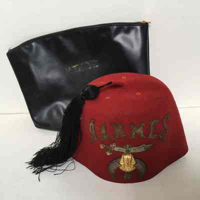 Fez of a fraternity, and carrying case, of Otto Rittler, 1920-1940
