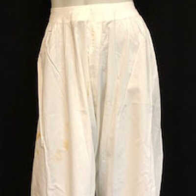 Split type drawers of white cotton with machine made lace, c. 1910
