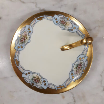 Handpainted art nouveau nappy dish of the McDonell family, c. 1908-1912