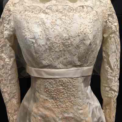 Wedding Dress of Barbara (Bobbi) Perata, 1967