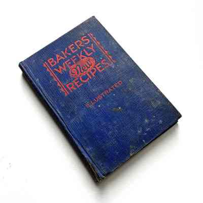 Baker's Weekly Cookbook of the Hofmann family, 1931